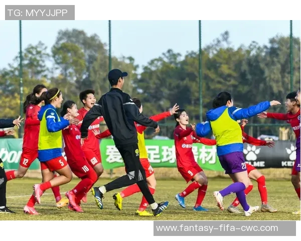 足球顾晓伟：从草根球员到职业联赛的奋斗与梦想之路